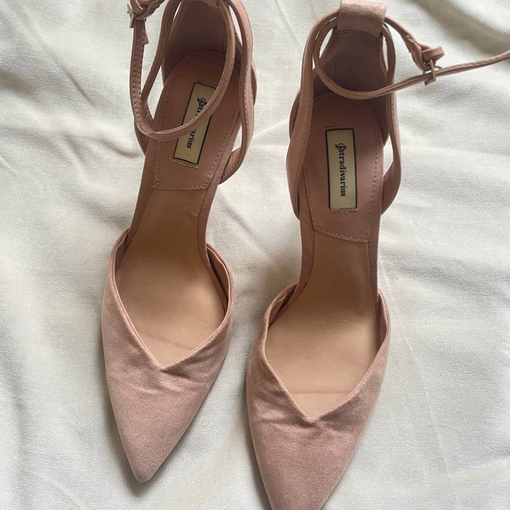 Pink Stradivarius Heels. Pointed Toe. Size 36. Nwot. Chic & Stylish